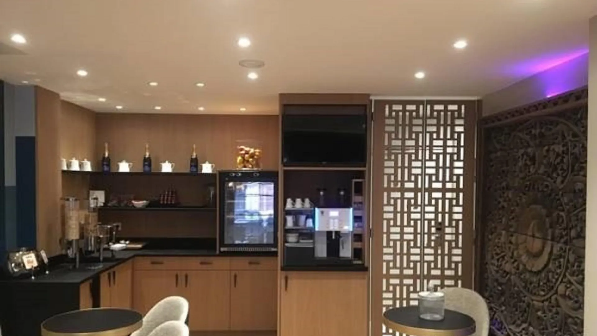 Sonder Le Frochot Hotel Paris