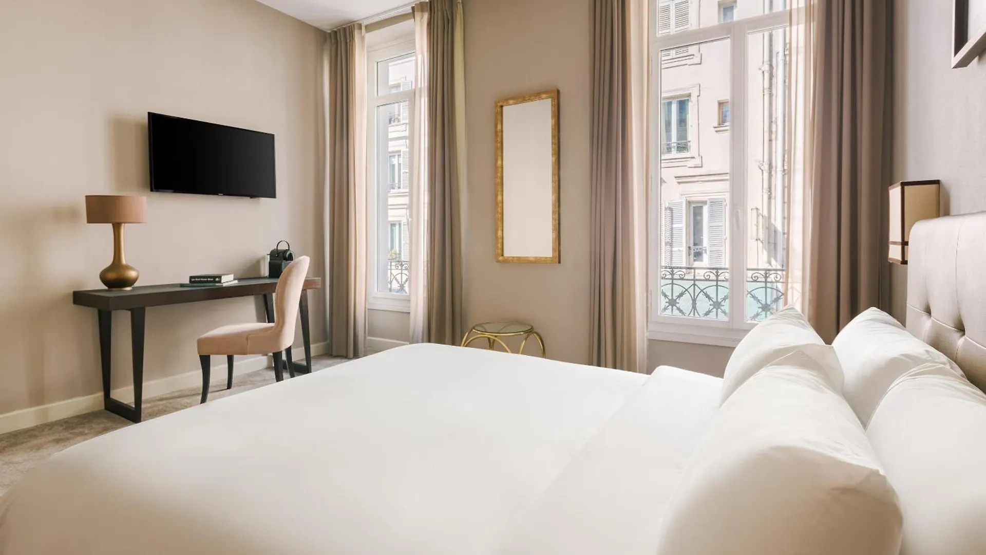 Sonder Le Frochot Hotel Paris 3*,