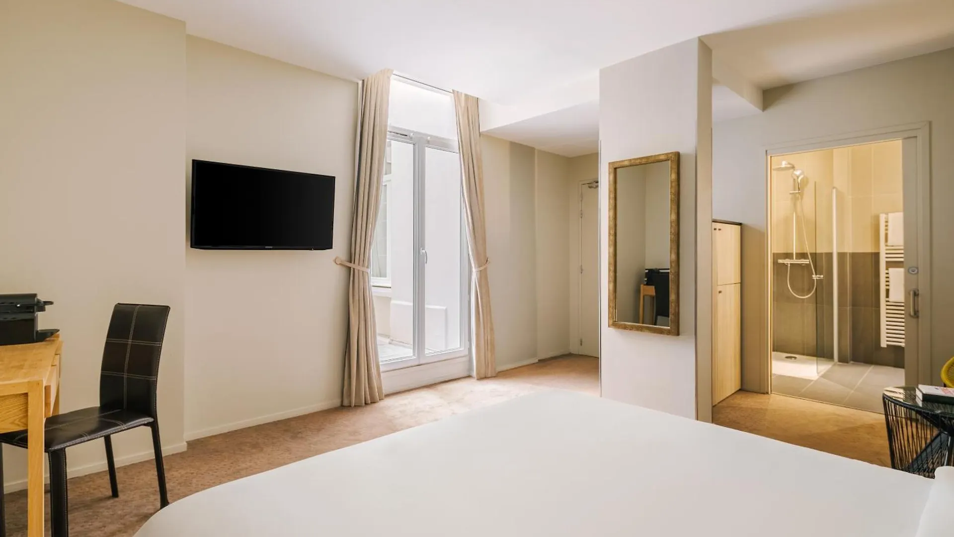 Sonder Le Frochot Hotel Paris 3*,  France