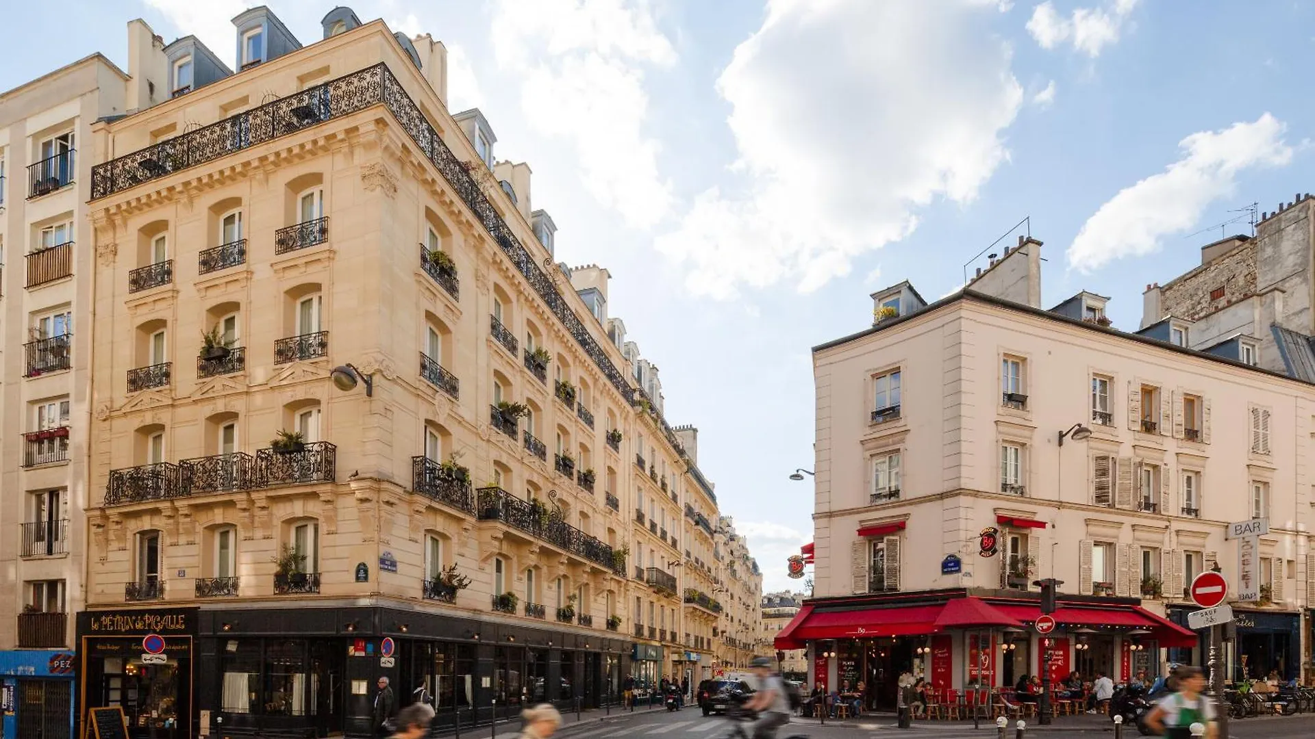 Sonder Le Frochot Hotel Paris France