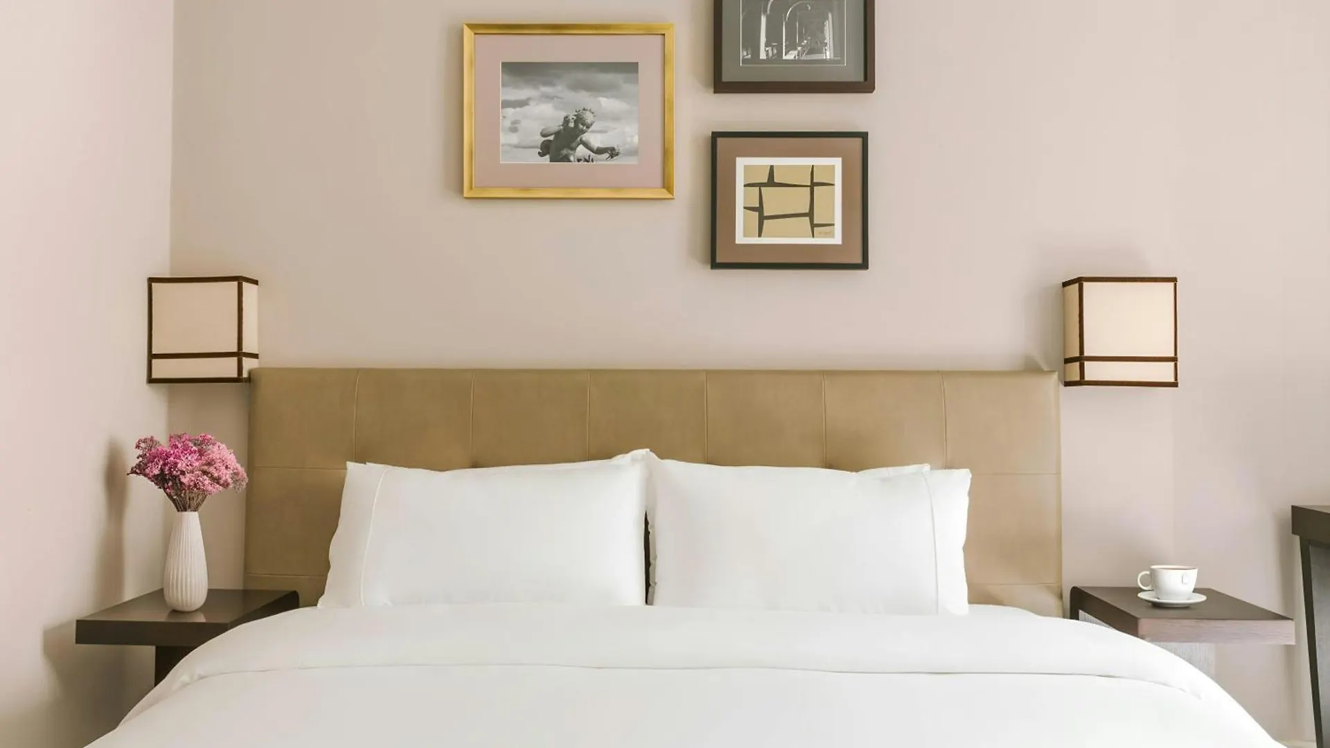 Le Frochot Hotel Pigalle, Sonder By Marriott Bonvoy Paris