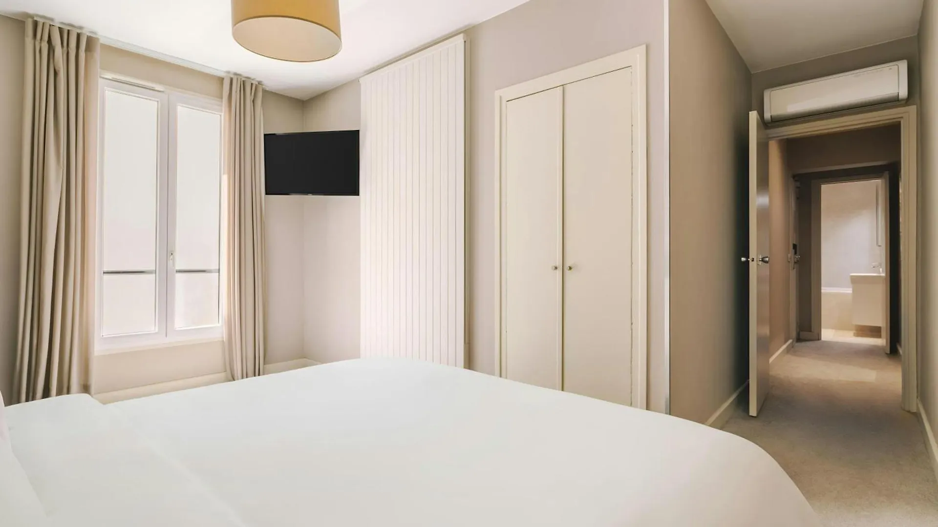 Le Frochot Hotel Pigalle, Sonder By Marriott Bonvoy Paris 3*,