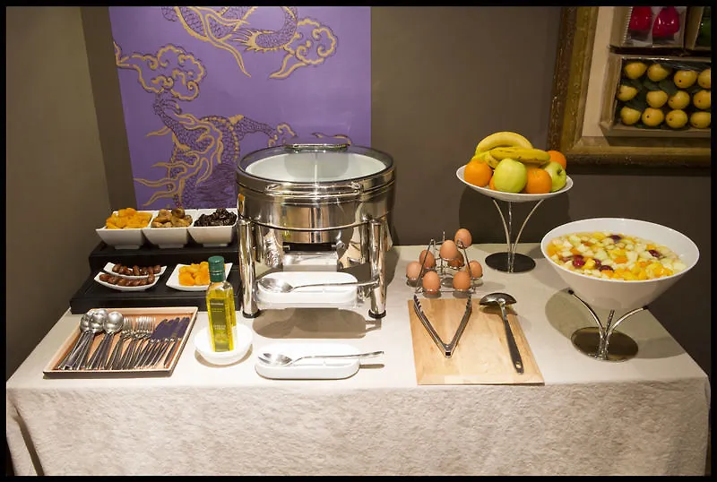 Sonder Le Frochot Hotel Paris 3*,  France