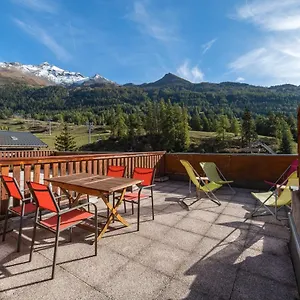 fleurs-et-neige.hotels-rhonealpes.com/